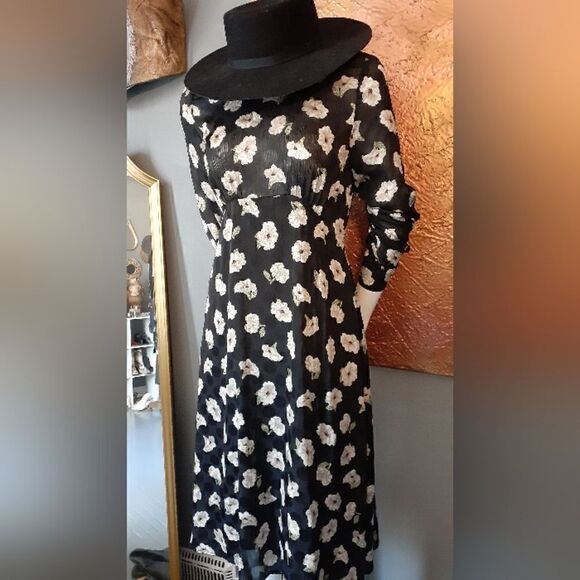 Zara Floral Midi Dress - Picture 3 of 12